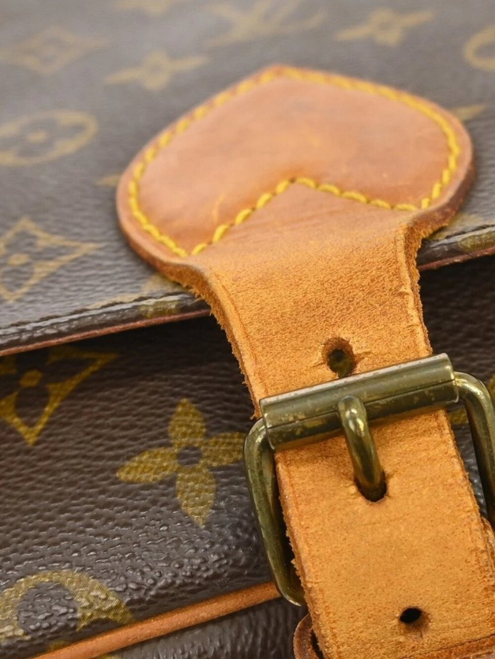LOUIS VUITTON CARTOUCHIERE MM SHOULDER BAG - Picture 4 of 16